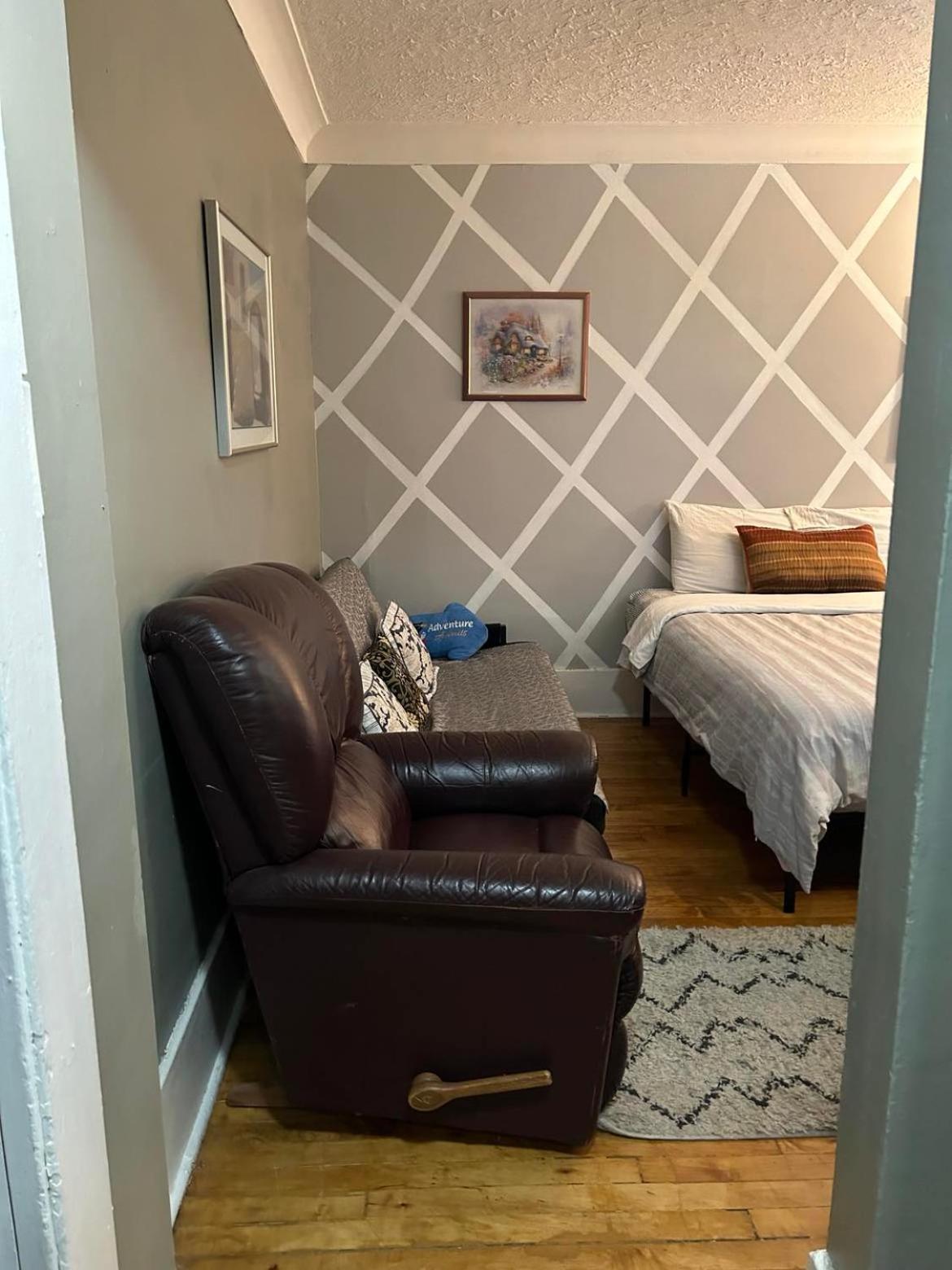 Maryland Homestay In Winnpeg Downtown Winnipeg Rom bilde